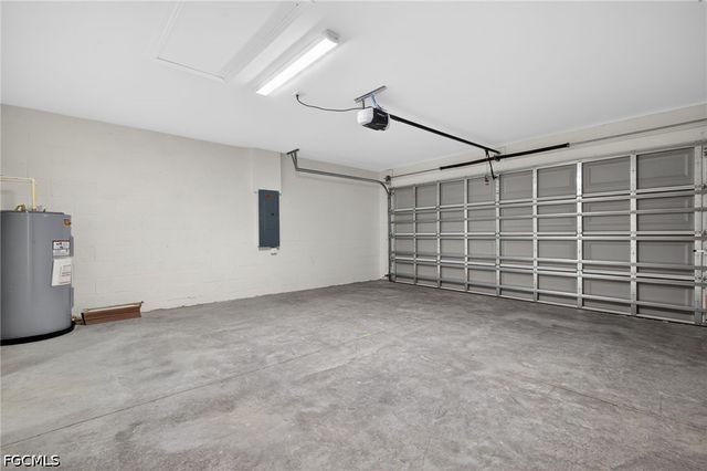 2518 NW 19th PL, Cape Coral, FL 33993