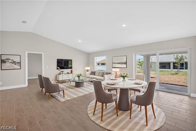 2518 NW 19th PL, Cape Coral, FL 33993