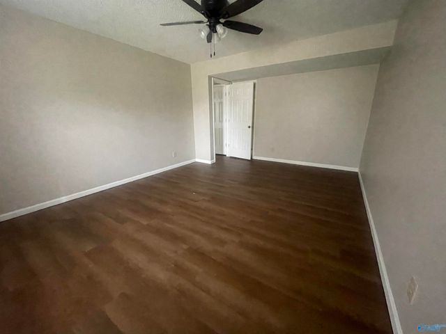 1808 Hollytree Drive, Huntsville, AL 35806