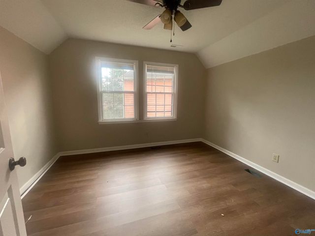 1808 Hollytree Drive, Huntsville, AL 35806