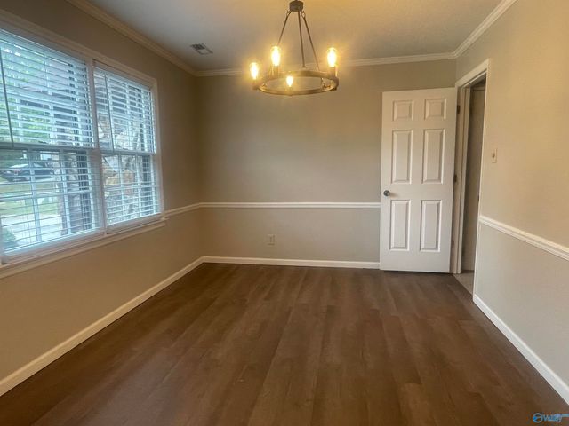 1808 Hollytree Drive, Huntsville, AL 35806