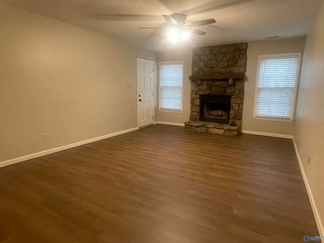 1808 Hollytree Drive, Huntsville, AL 35806