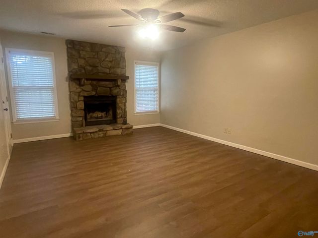 1808 Hollytree Drive, Huntsville, AL 35806