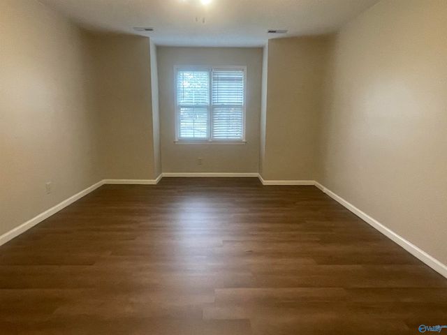 1808 Hollytree Drive, Huntsville, AL 35806
