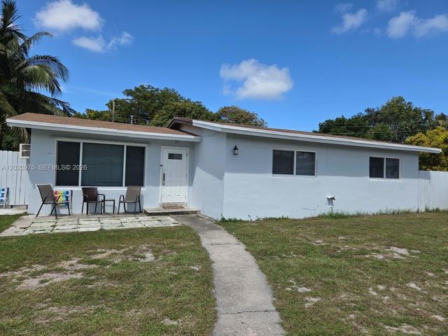 1524 NW 12th Ter, Fort Lauderdale, FL 33311