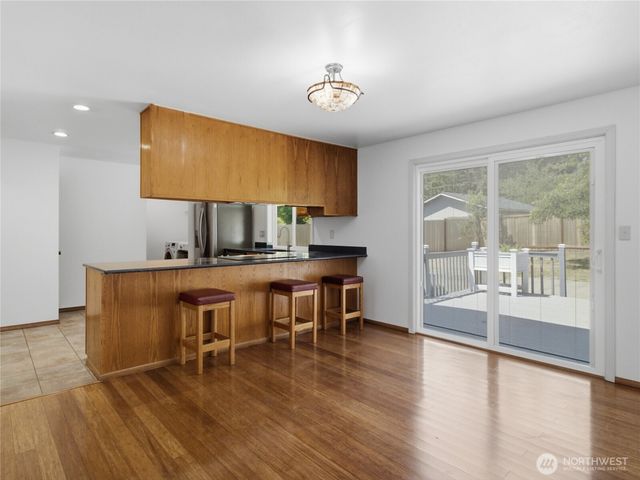 501 Penguin Court SE, Lacey, WA 98503