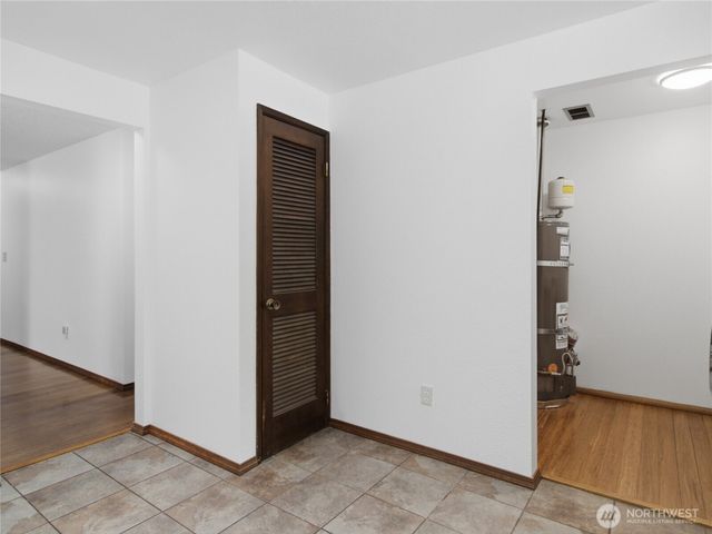 501 Penguin Court SE, Lacey, WA 98503