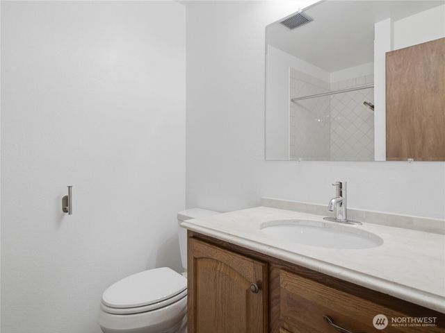501 Penguin Court SE, Lacey, WA 98503