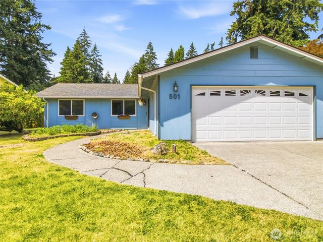 501 Penguin Court SE, Lacey, WA 98503