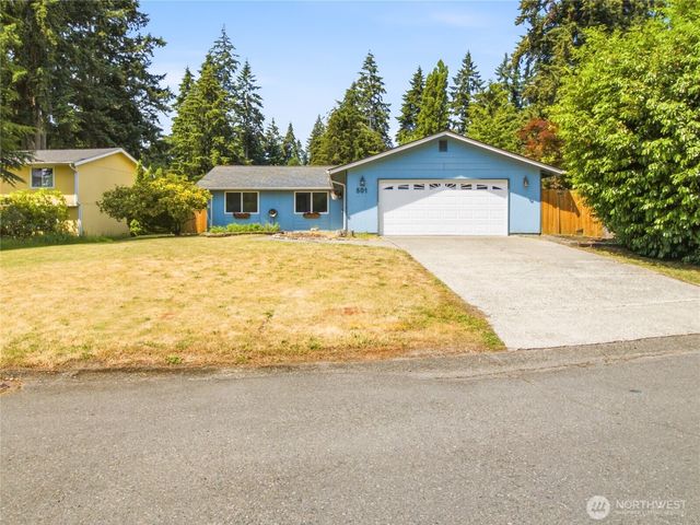 501 Penguin Court SE, Lacey, WA 98503
