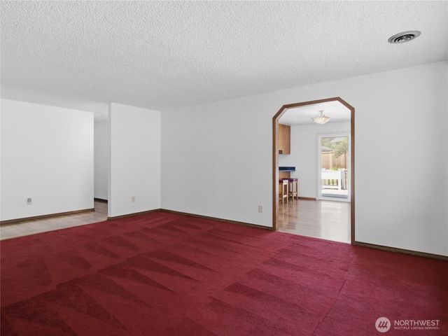 501 Penguin Court SE, Lacey, WA 98503