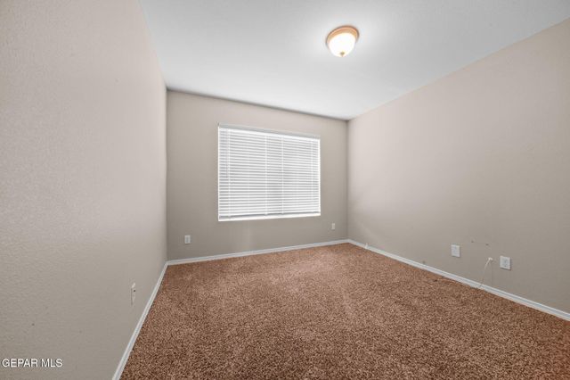 938 YELDON Place, El Paso, TX 79928
