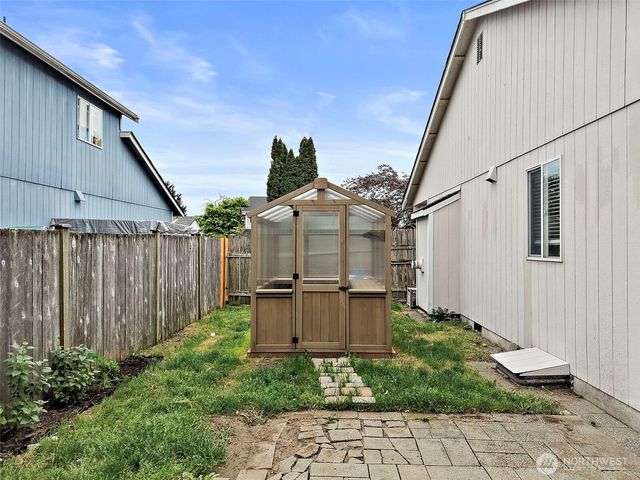 8409 201st Street E, Spanaway, WA 98387
