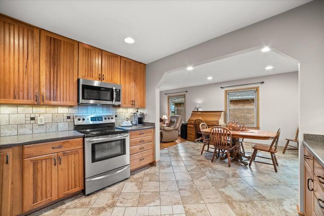 6183 N 118th STREET, Milwaukee, WI 53225