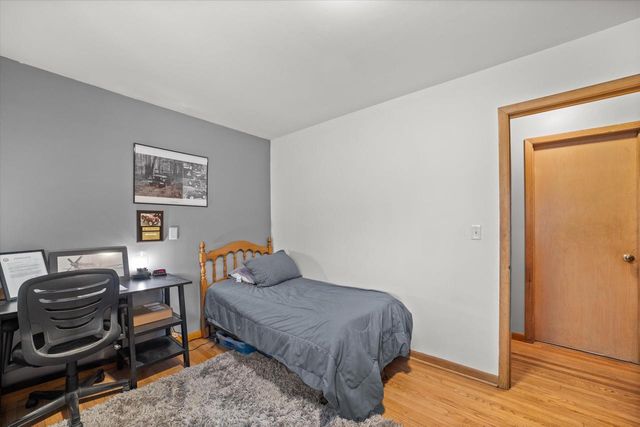 6183 N 118th STREET, Milwaukee, WI 53225