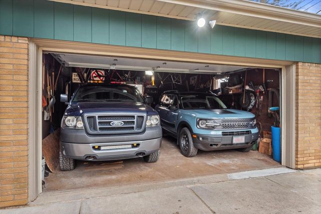 6183 N 118th STREET, Milwaukee, WI 53225