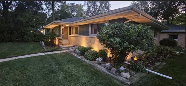 6183 N 118th STREET, Milwaukee, WI 53225