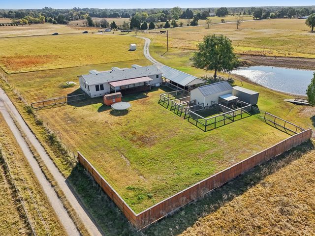 10821 County Road 2503, Eustace, TX 75124