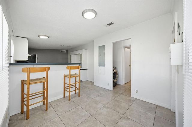 12513 WALTHAM AVENUE, Tampa, FL 33624