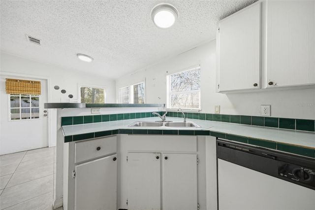 12513 WALTHAM AVENUE, Tampa, FL 33624