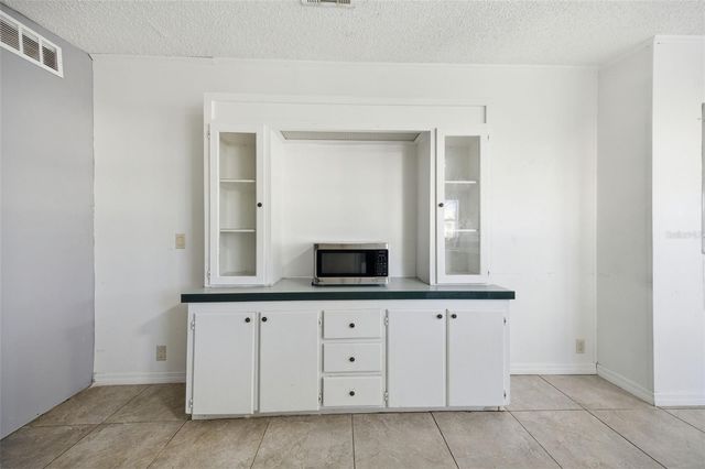 12513 WALTHAM AVENUE, Tampa, FL 33624