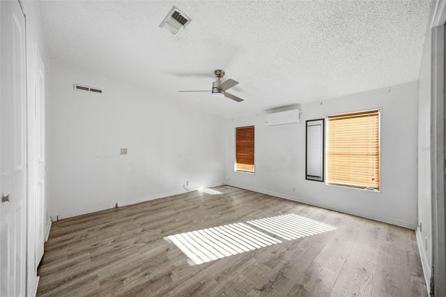 12513 WALTHAM AVENUE, Tampa, FL 33624