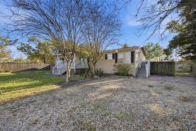 12513 WALTHAM AVENUE, Tampa, FL 33624