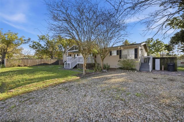 12513 WALTHAM AVENUE, Tampa, FL 33624