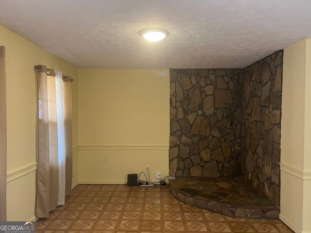 40 Wagon Wheel Drive, Rex, GA 30273