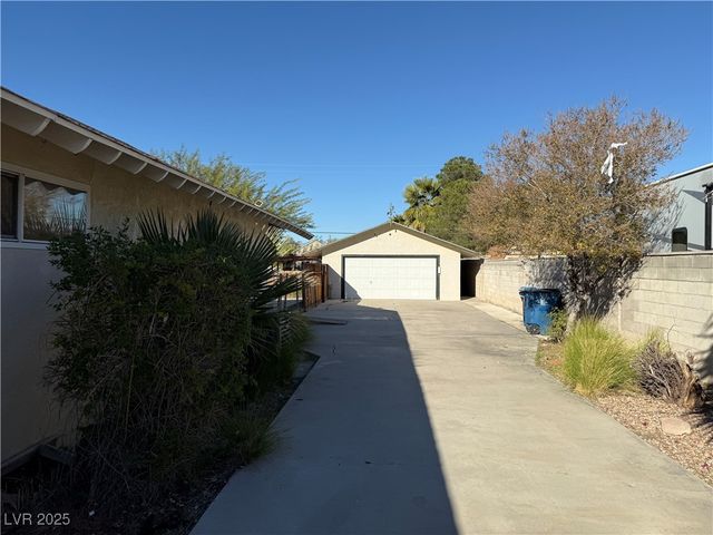 5028 Sawyer Avenue, Las Vegas, NV 89108