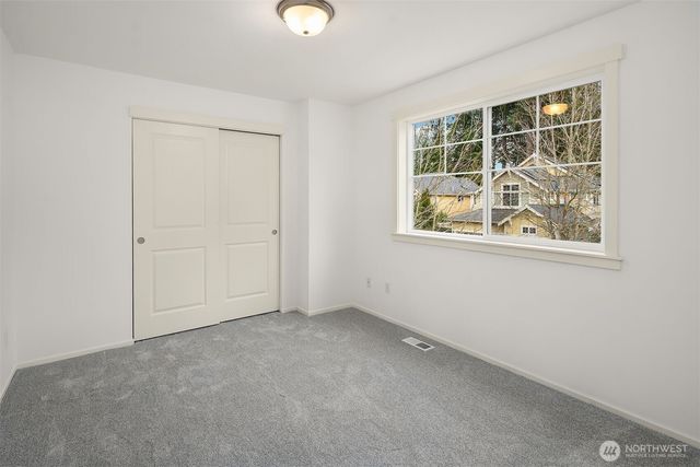 20128 12th Avenue W, Lynnwood, WA 98036