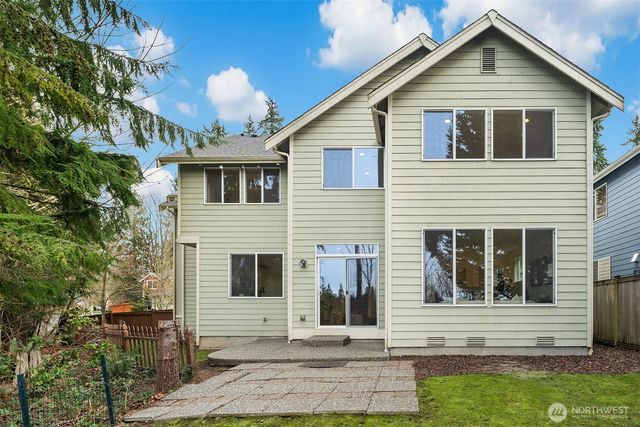 20128 12th Avenue W, Lynnwood, WA 98036