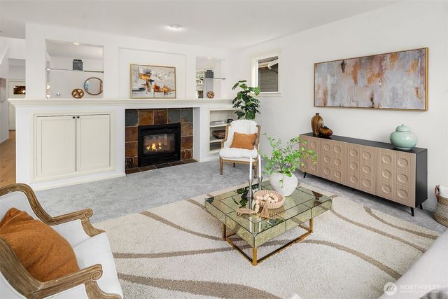 20128 12th Avenue W, Lynnwood, WA 98036