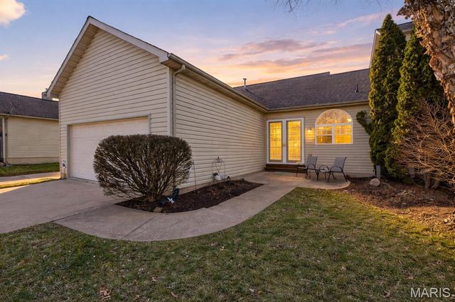 339 Lake Side View Lane V, Cottleville, MO 63376