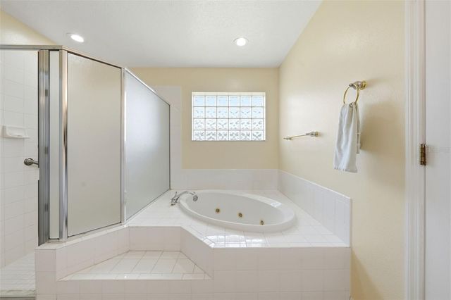 36723 SUNDANCE DRIVE, Grand Island, FL 32735