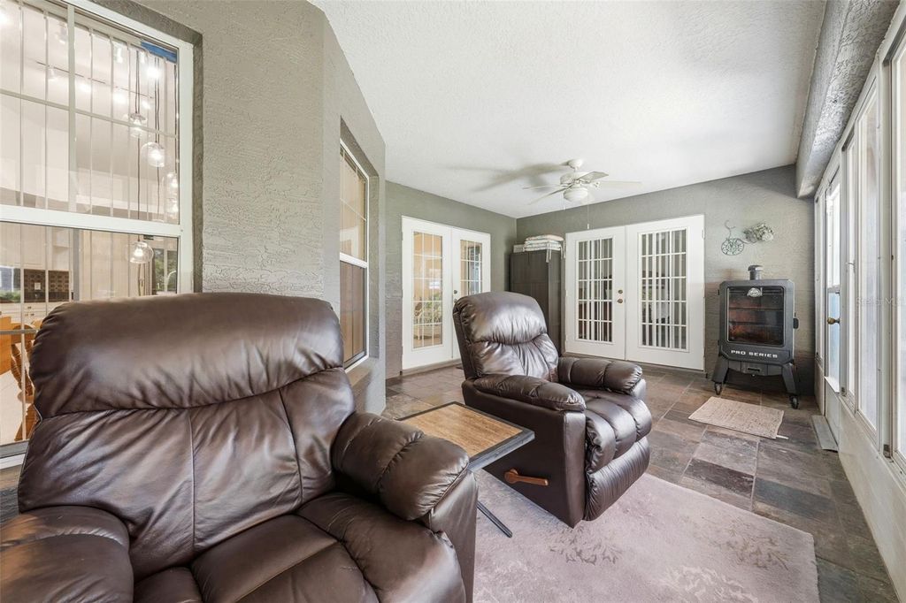 Image 36 of property listing at 36723 SUNDANCE DRIVE, Grand Island, FL 32735