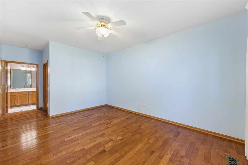 21760 W EMPRESS Lane, Plainfield, IL 60544 — photo 4