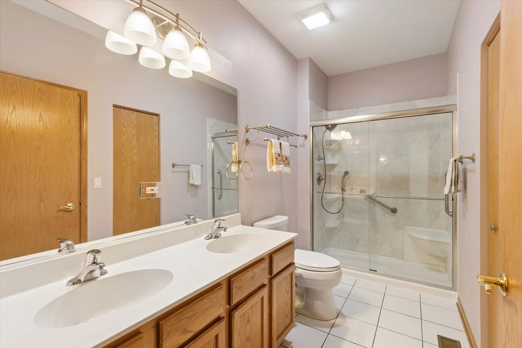 21760 W EMPRESS Lane, Plainfield, IL 60544 — photo 5
