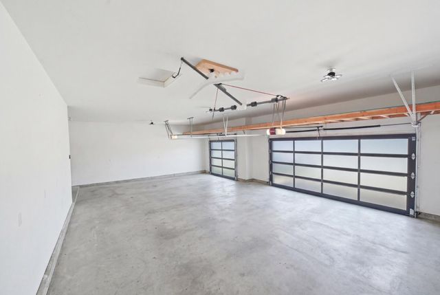 1824 Falcon Drive, Polk City, IA 50226