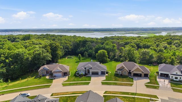 1824 Falcon Drive, Polk City, IA 50226