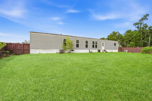 17439 Virginia City Drive, Conroe, TX 77306