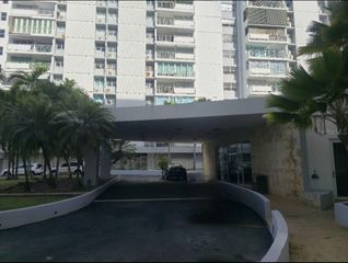 6400 Av Isla Verde COND. LOS PINOS OESTE apt 11 E, Carolina, PR 00979
