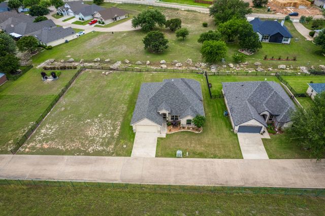 109 Creekside Drive, Glen Rose, TX 76043