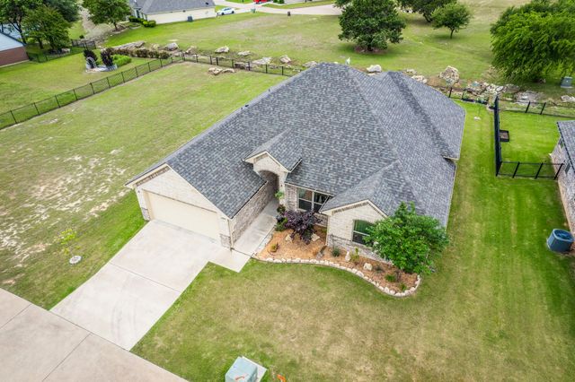 109 Creekside Drive, Glen Rose, TX 76043