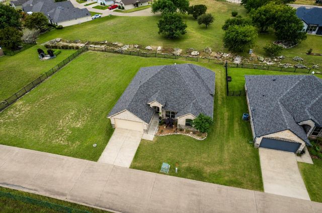 109 Creekside Drive, Glen Rose, TX 76043