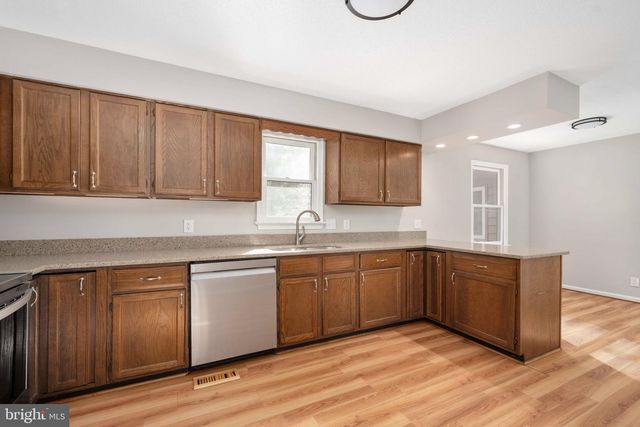 4 ENDICOTT LN, Stafford, VA 22554