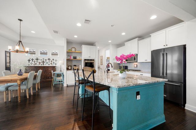 19519 Summit Glory TRL 101, Spicewood, TX 78669