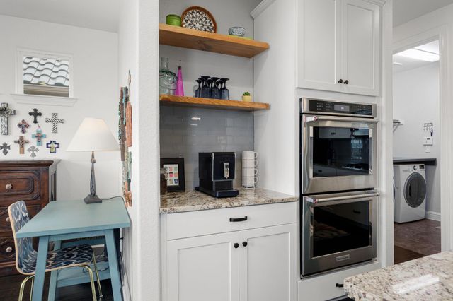 19519 Summit Glory TRL 101, Spicewood, TX 78669