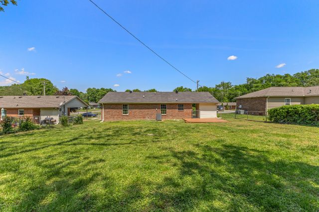 207 Juanita Ave, Gallatin, TN 37066