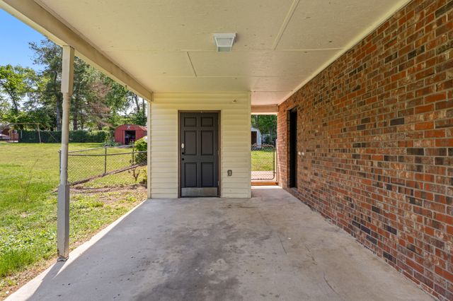 207 Juanita Ave, Gallatin, TN 37066